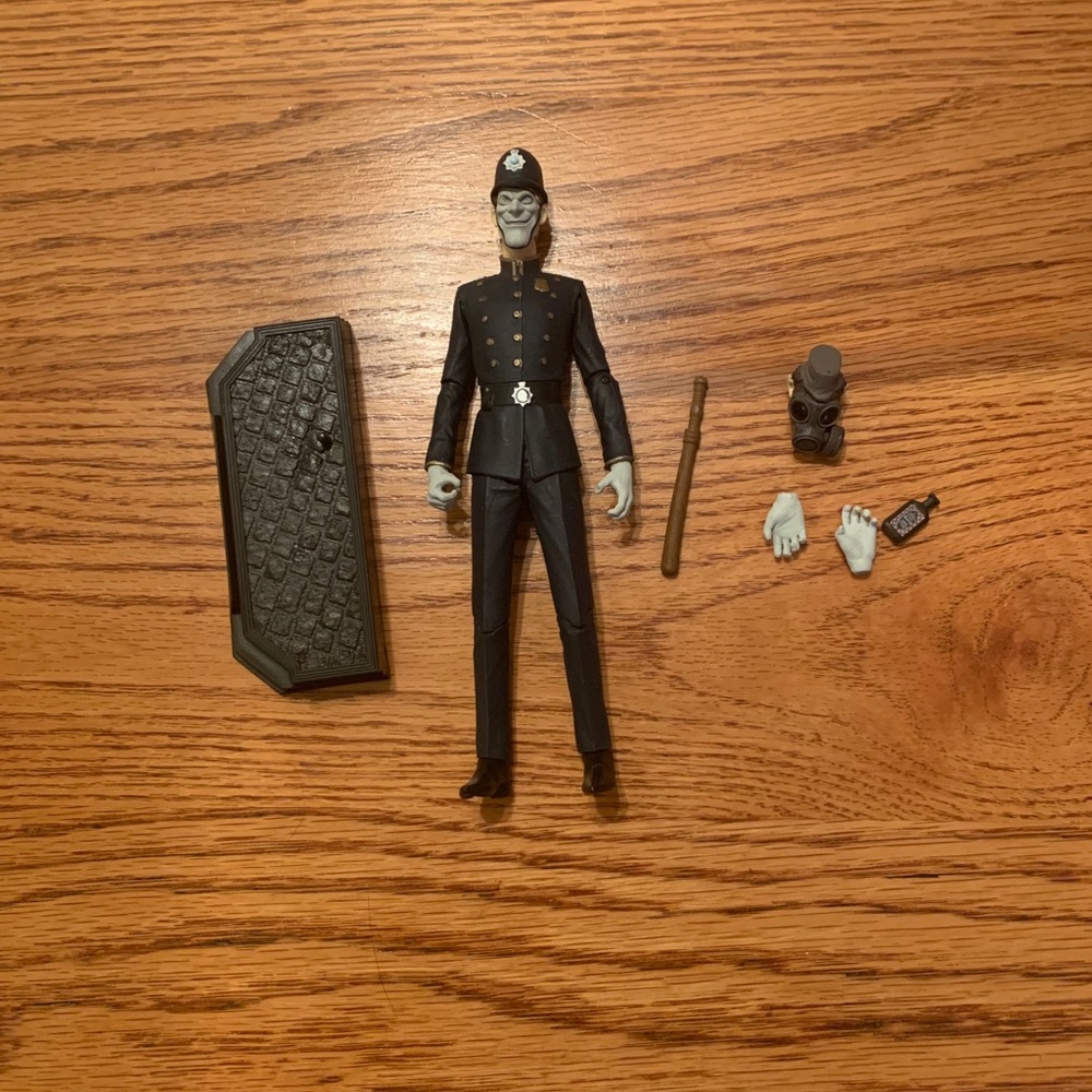 McFarlane Toys - The Bobby - We Happy Few